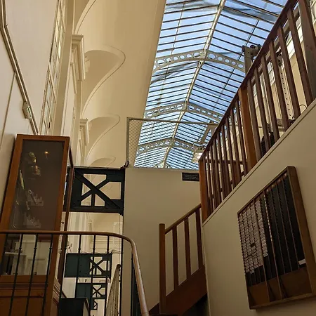 Les Cinabre ホテル *