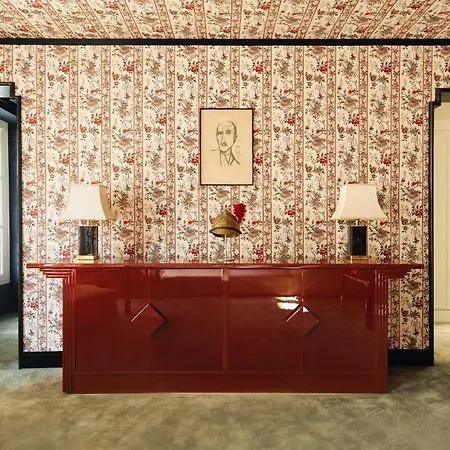 מלון Les Cinabre פריז