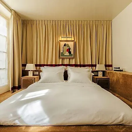 Hotel Les Cinabre *