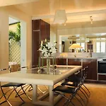 Otel Les Cinabre Paris