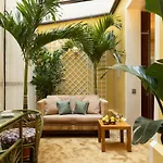 Les Cinabre Otel *