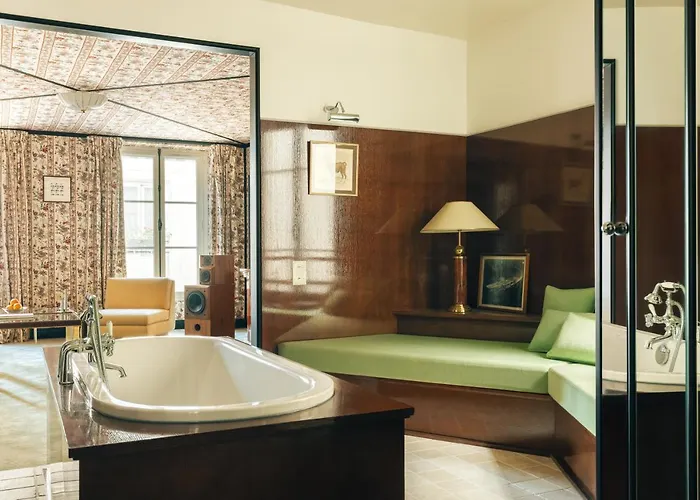 Hotell Les Cinabre Paris